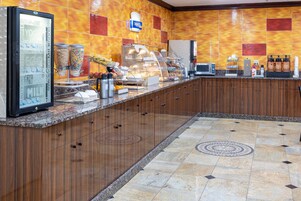 Desayuno para llevar incluido todos los días 