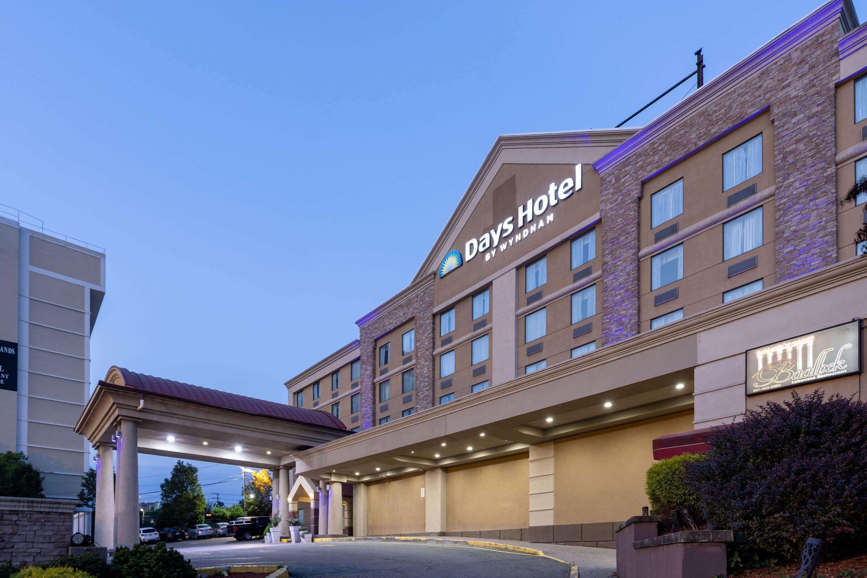 Photo - Days Hotel by Wyndham North Bergen