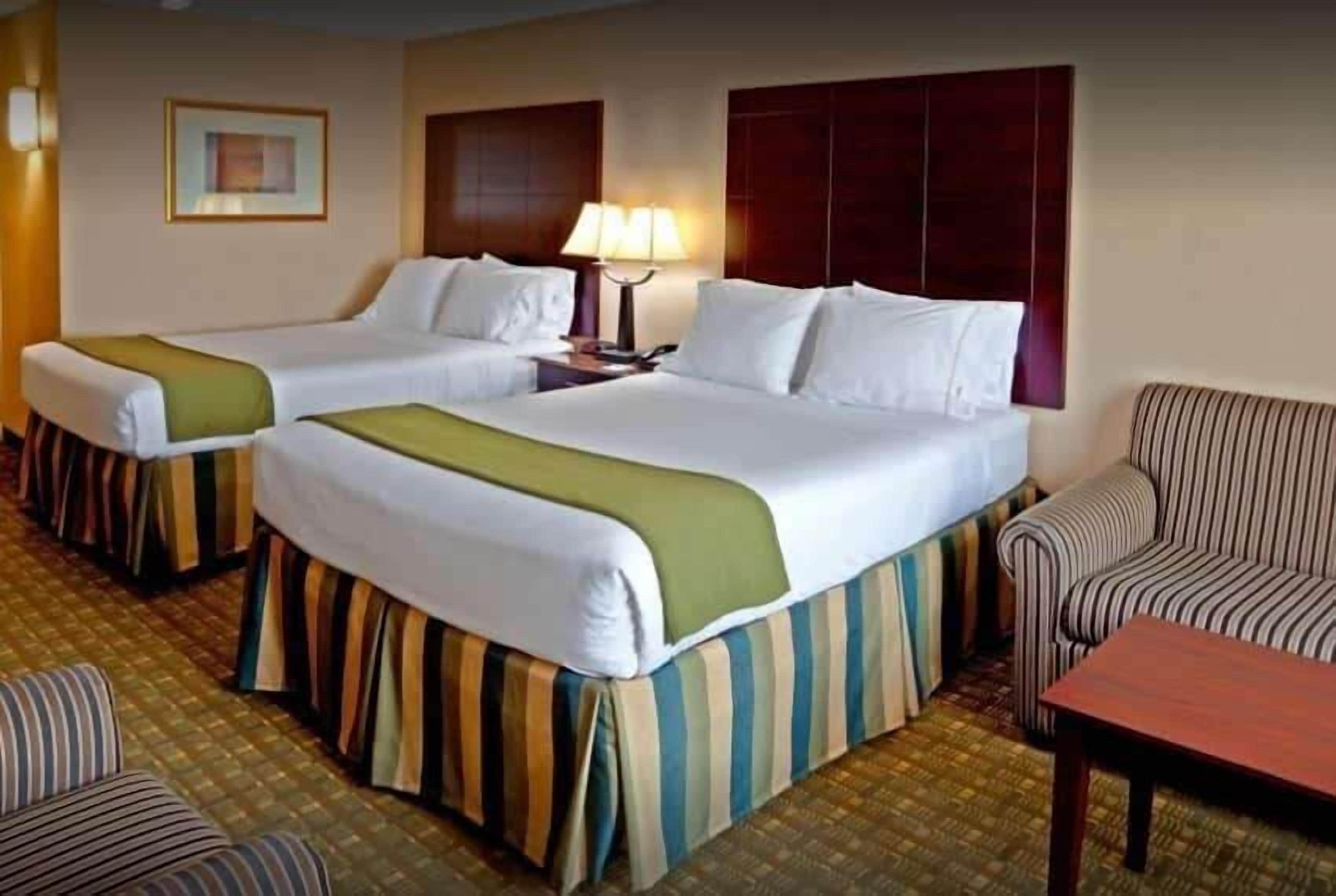 Photo - Days Hotel by Wyndham North Bergen NYC Area