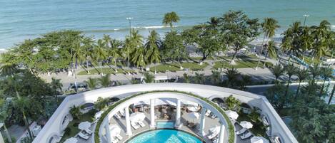 Outdoor pool, open 6:30 AM to 8:00 PM, pool umbrellas, sun loungers