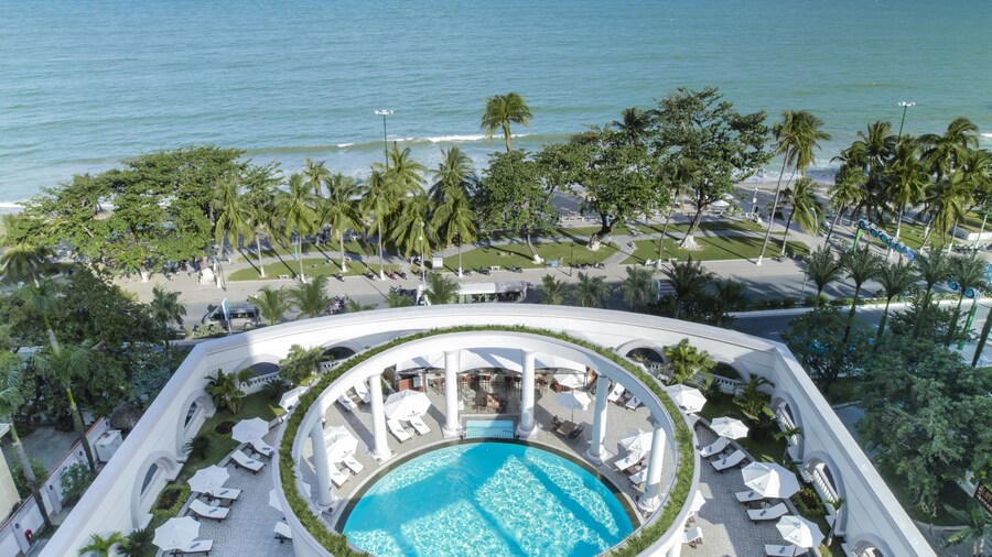Sunrise Nha Trang Beach Hotel & Spa