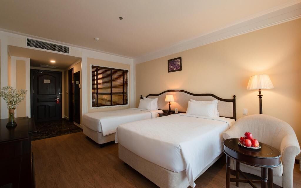 1 bedroom, premium bedding, minibar, in-room safe