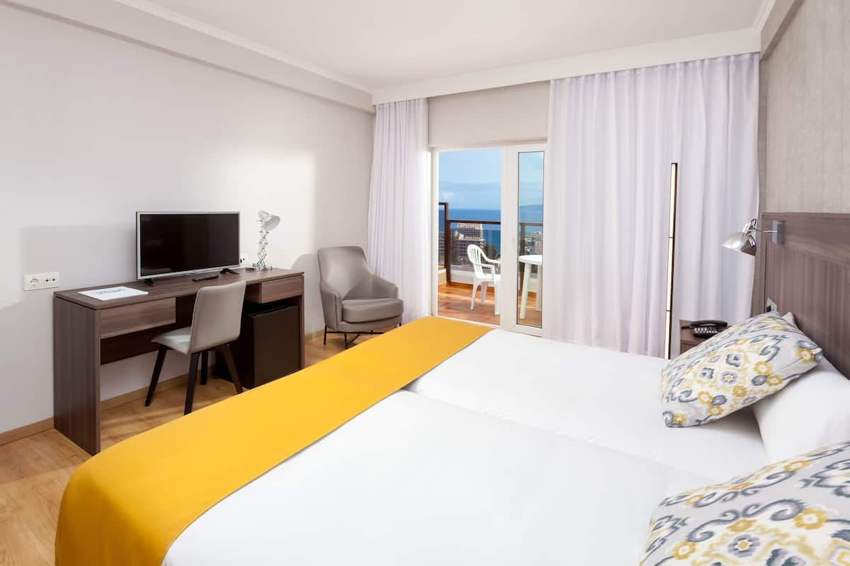 Minibar, in-room safe, desk, blackout curtains