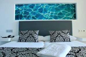 Egyptian cotton sheets, premium bedding, minibar, desk - BG Hotel Nautico Ebeso (Ibiza Town)