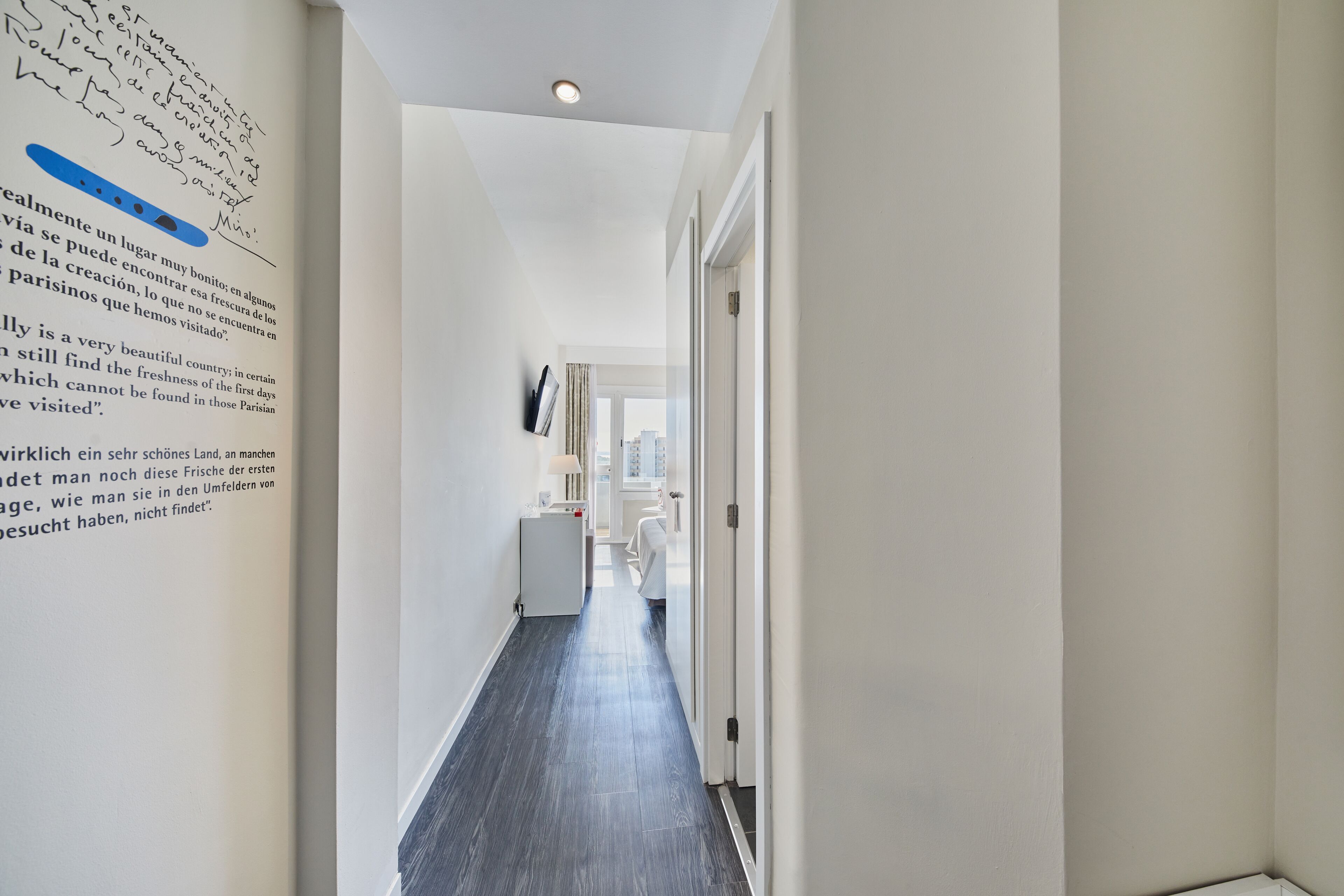 premium double room, sea view | 1 bedroom, premium bedding, down duvets, minibar