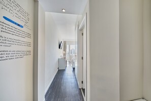 Premium Double Room, Sea View | Premium bedding, minibar, in-room safe, individually decorated - Hotel Joan Miró Museum (Palma de Mallorca)