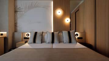 1 bedroom, minibar, desk, blackout drapes