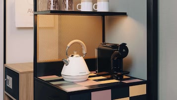 In-room safe, desk, blackout drapes, soundproofing