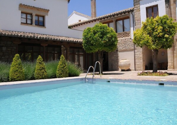 Seasonal outdoor pool