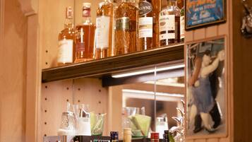 Bar (in der Unterkunft)