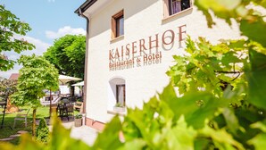 واجهة المنشأة
