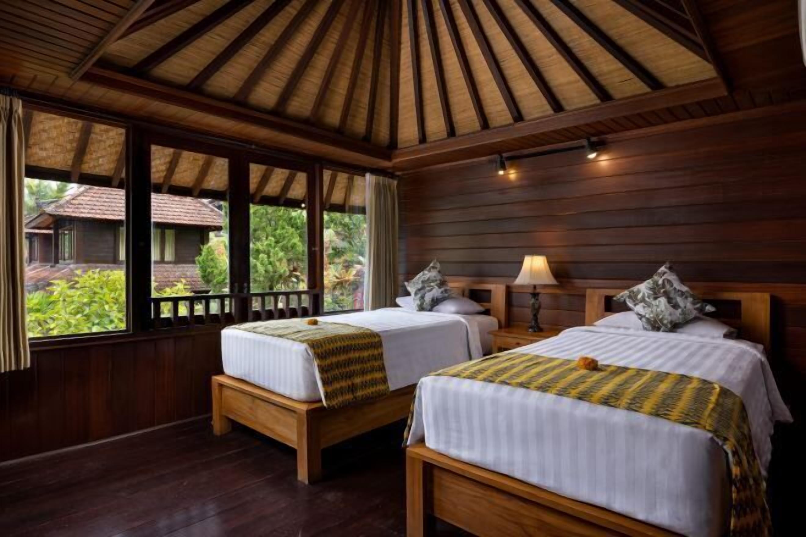 Minibar, coffres-forts dans les chambres, décoration personnalisée