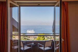 Superior Triple Room, Balcony, Sea View | Balcony
