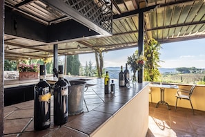 Breakfast, lunch, dinner served; pool views