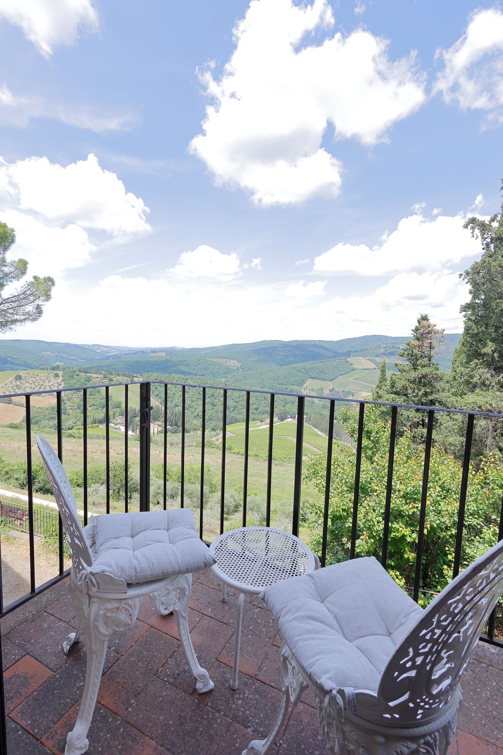 belvedere junior suite with small balcony, valley view | terrace/patio