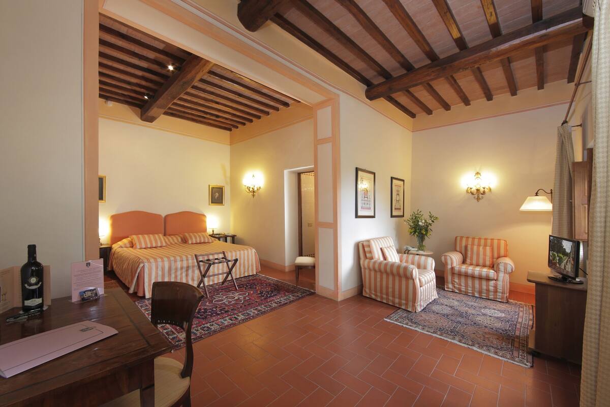 manor house deluxe double | 1 bedroom, premium bedding, down duvets, minibar