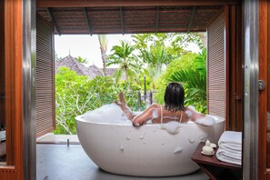 Villa, 2 Bedrooms, Private Pool (La Maison) | Bathroom | Separate tub and shower, deep soaking tub, free toiletries, hair dryer - Layana Resort and Spa (Ko Lanta)