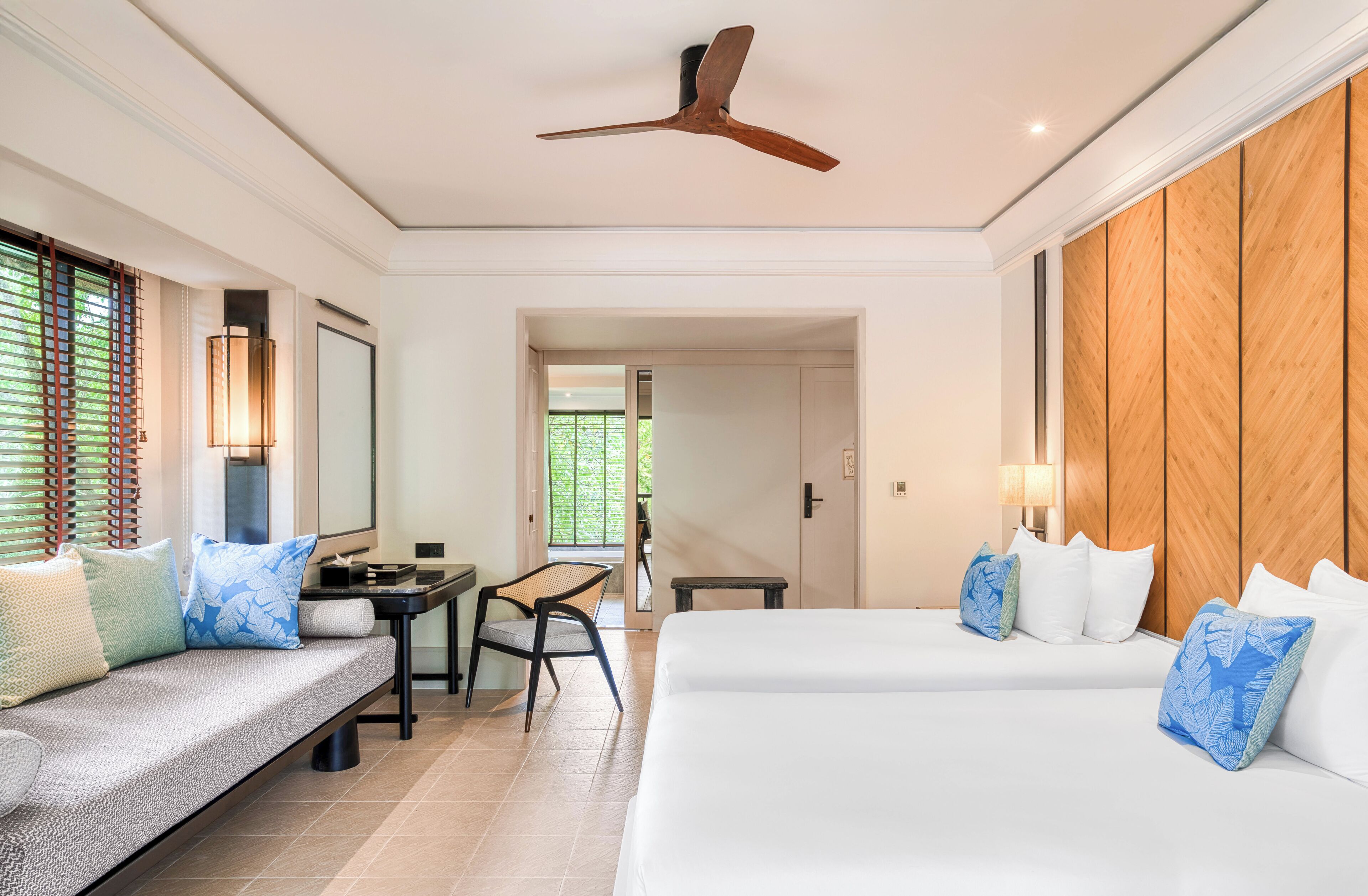 Rom – deluxe, 2 enkeltsenger (Garden Pavilion) | Minibar, safe på rommet, skrivebord og blendingsgardiner