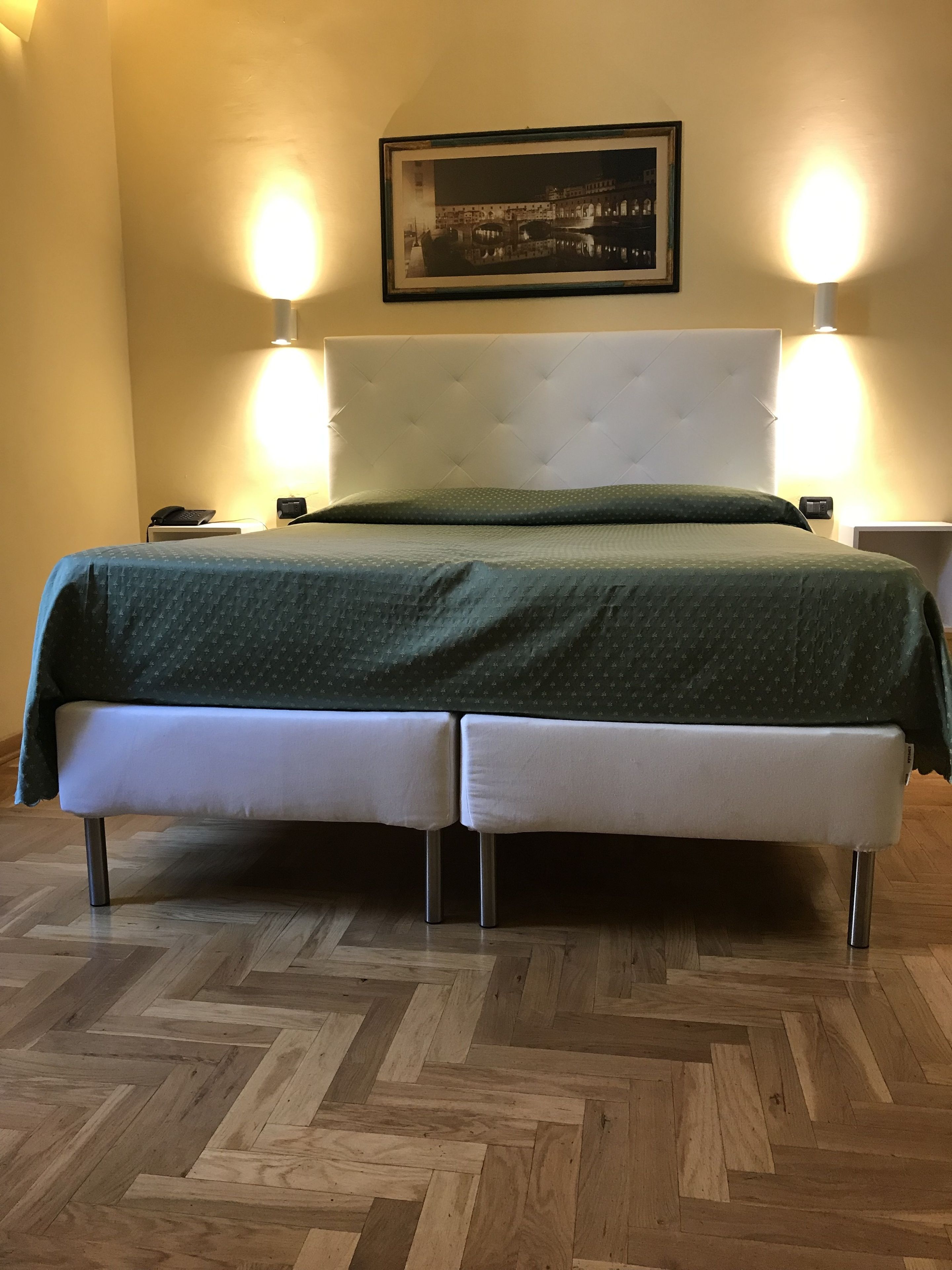 double or twin room | 1 bedroom, in-room safe, desk, free wifi