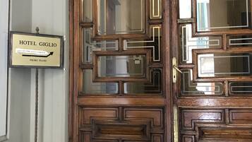 Entrée de l’hébergement