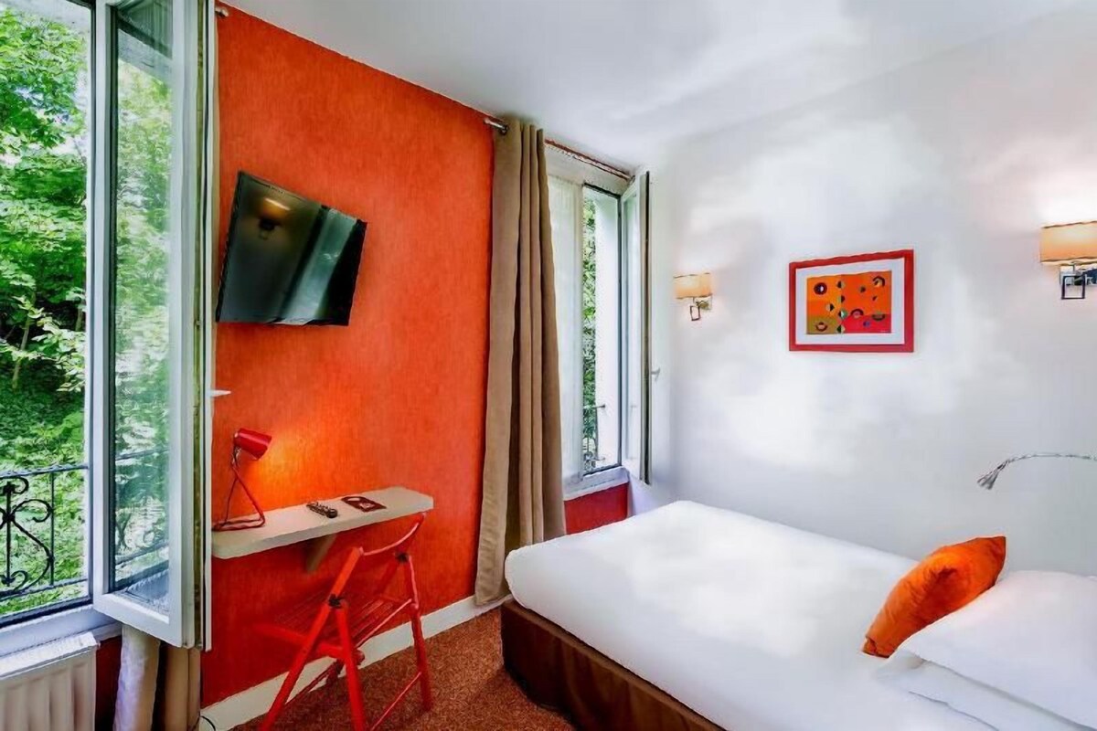 1 habitación, ropa de cama hipoalergénica y minibar