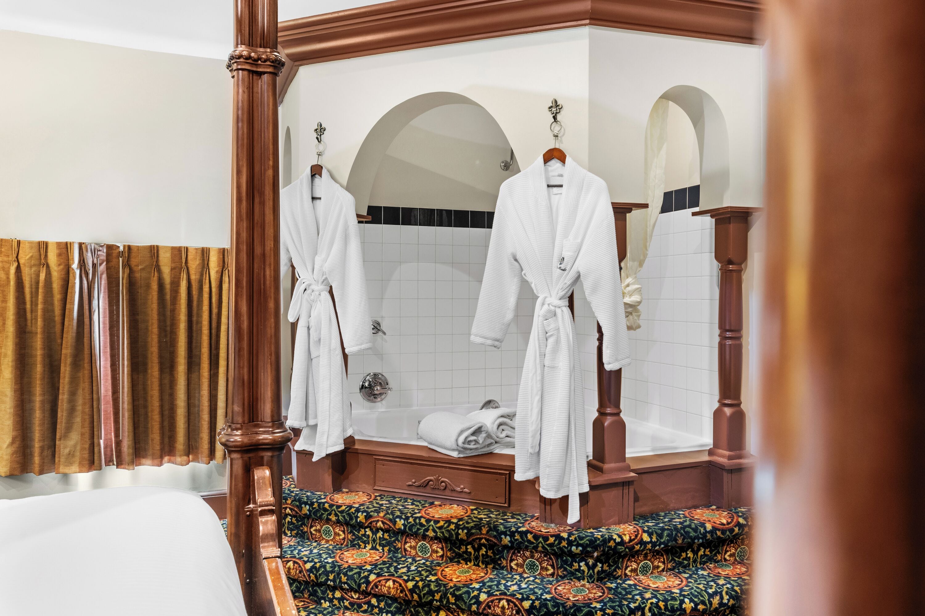 Chambre, non-fumeurs | Salle de bain | Ensemble douche/baignoire, baignoire à jets
