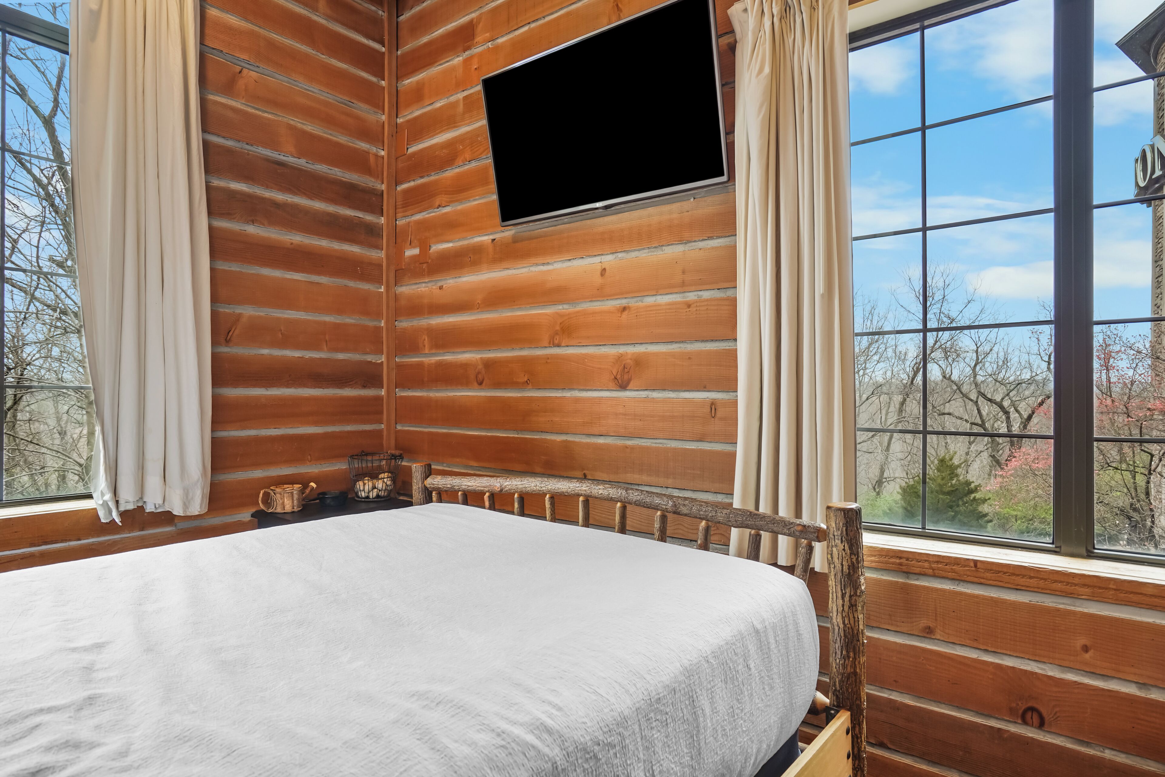 Photo - Chateau Avalon Hotel & Spa