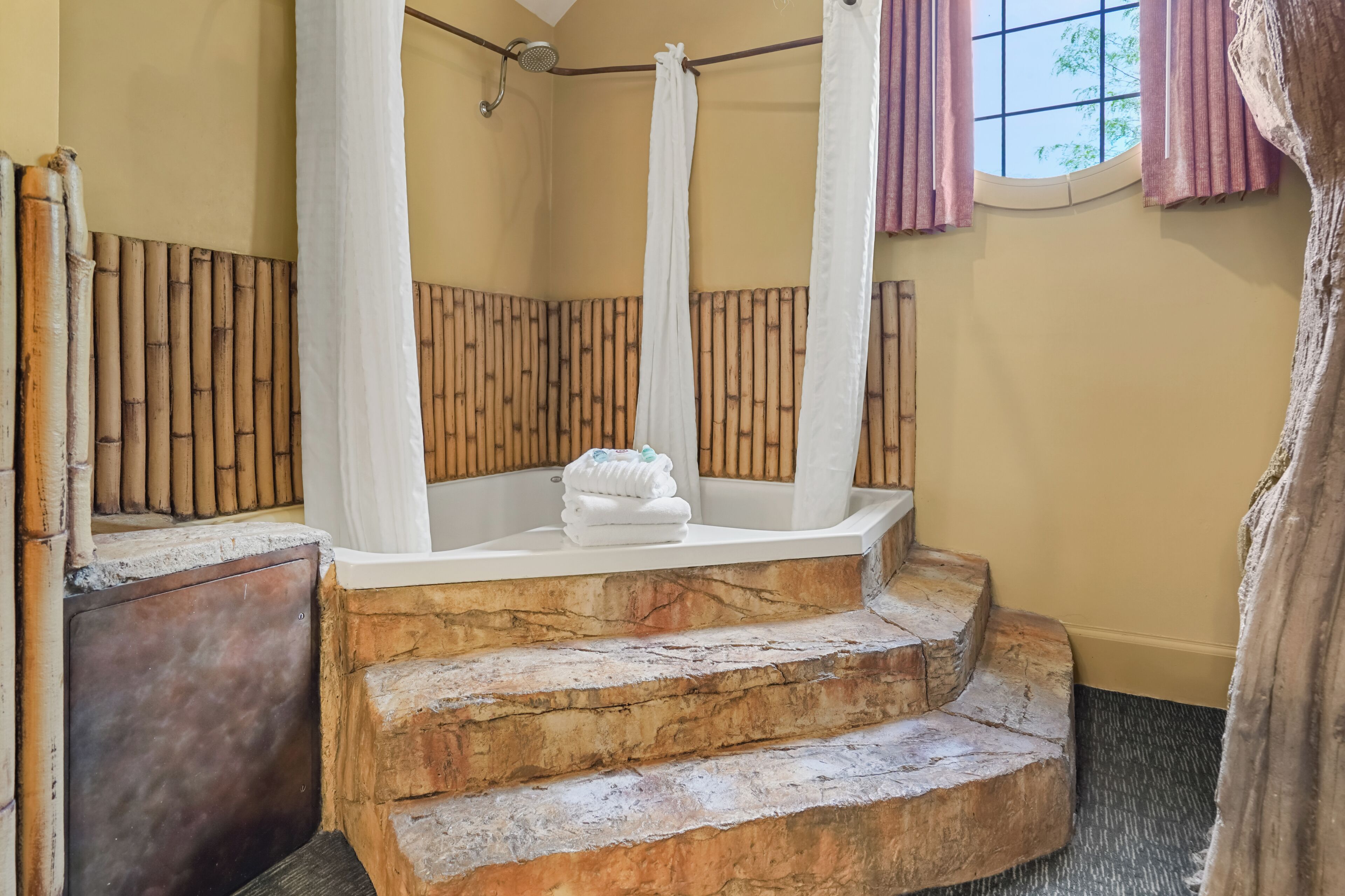 Photo - Chateau Avalon Hotel & Spa