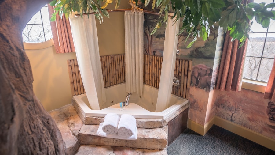 Chateau Avalon Hotel & Spa
