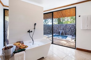 Literie hypoallergénique, coffres-forts dans les chambres