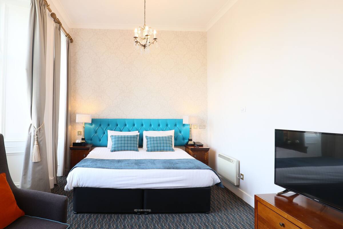 Executive Double Room, River View