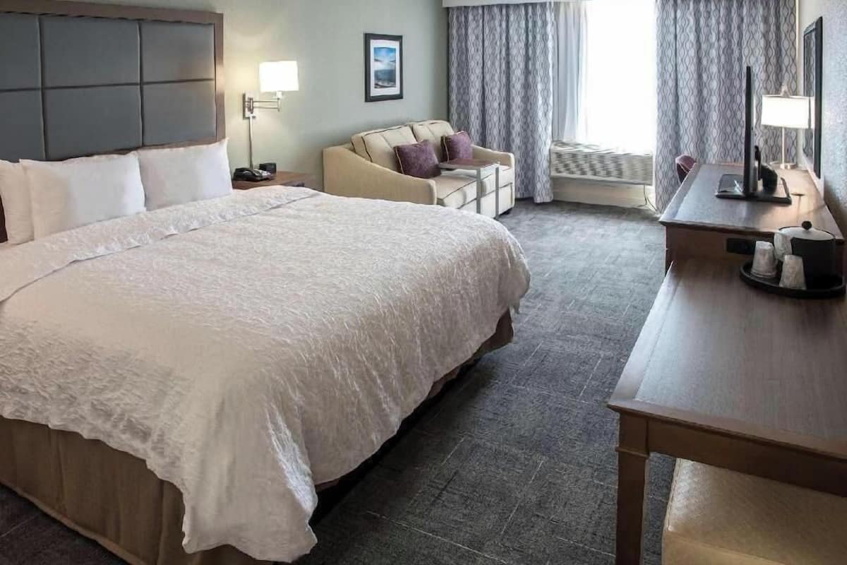 Coffre-fort pour ordinateur portable, literie fournie