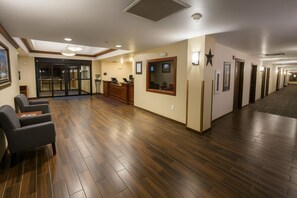 Lobby - Stay USA Hotel & Suites (Hot Springs)