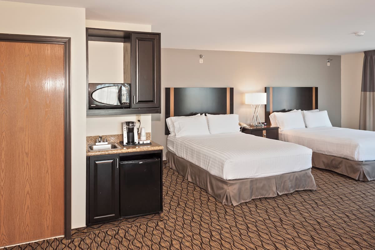 스탠다드룸, 퀸사이즈침대 2개 | 책상, 노트북 작업 공간, 암막 커튼, 다리미/다리미판