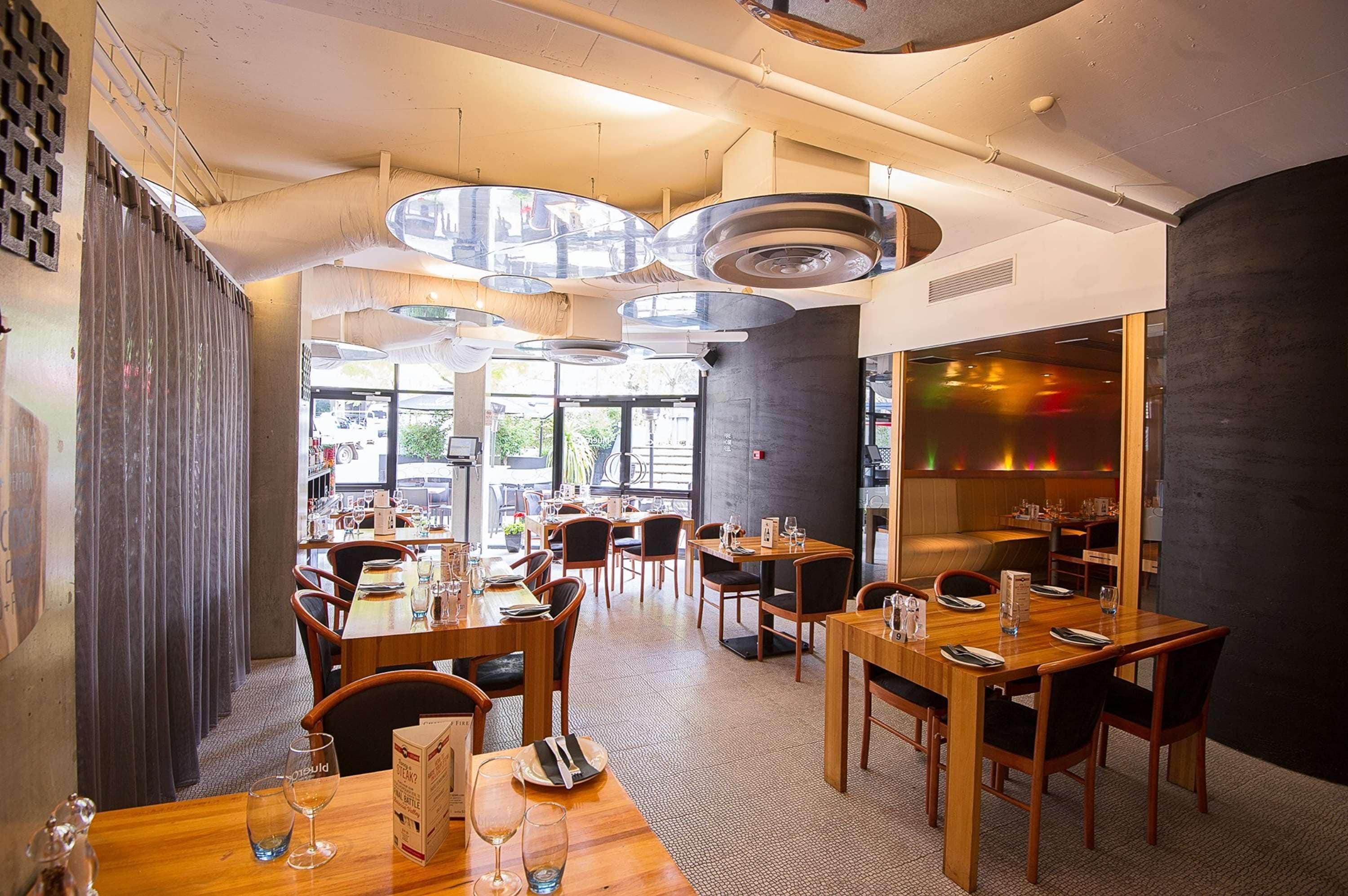 Daily full breakfast (AUD 23 per person)