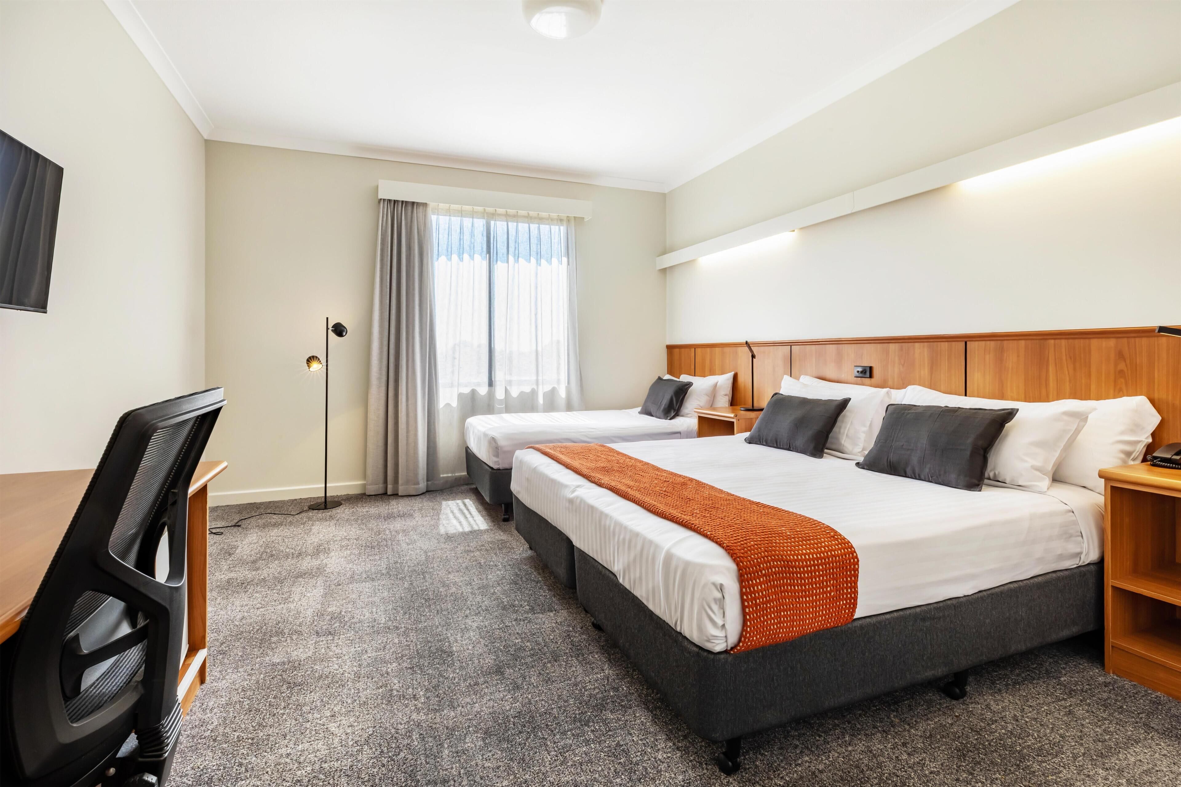 Photo - Metro Hotel Perth City