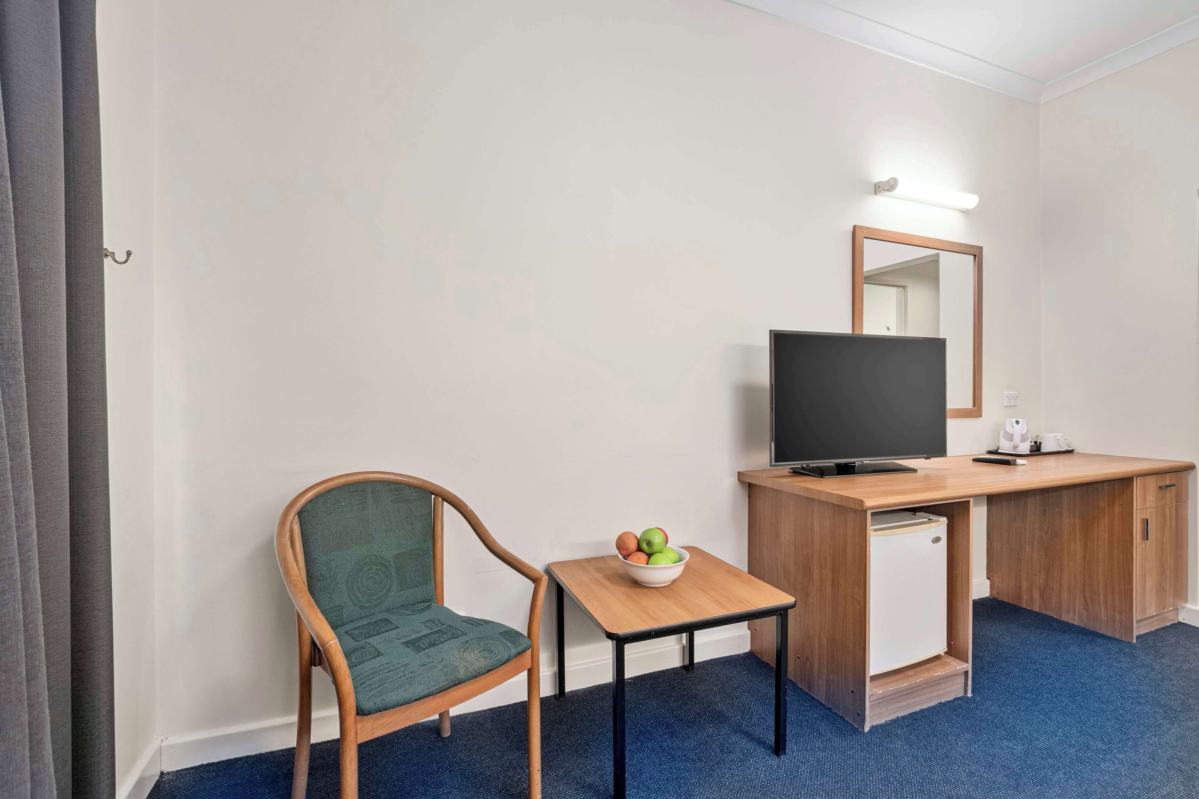 standard twin room | room amenity