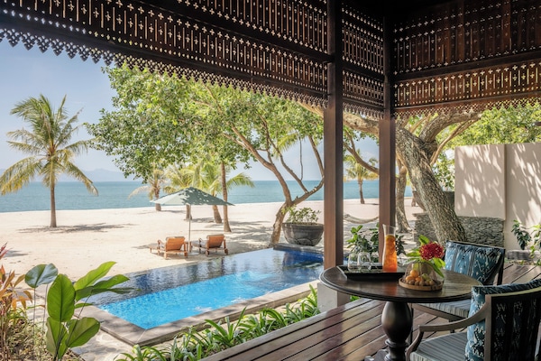 Superior Beach Pavilion With Pool | Beach/ocean view