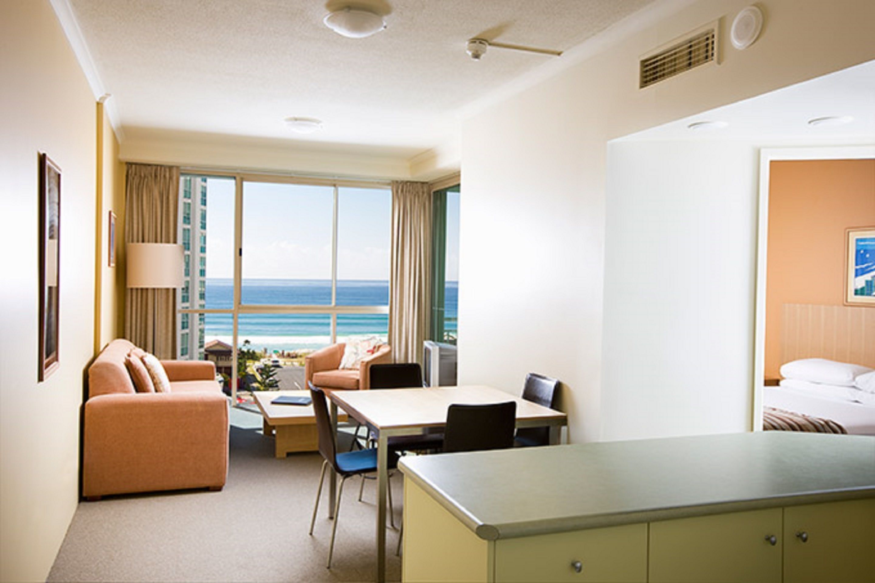 Maldives Resort — image 10