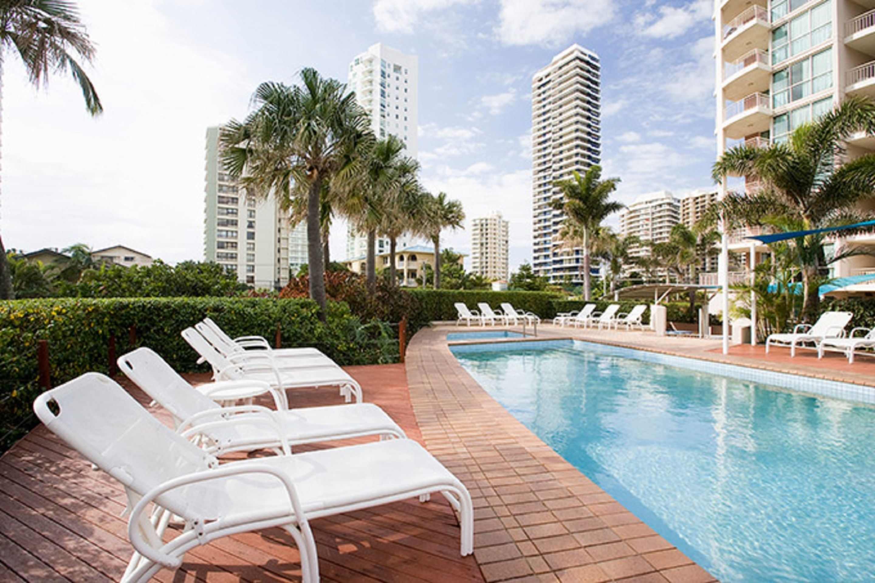 Maldives Resort — image 28