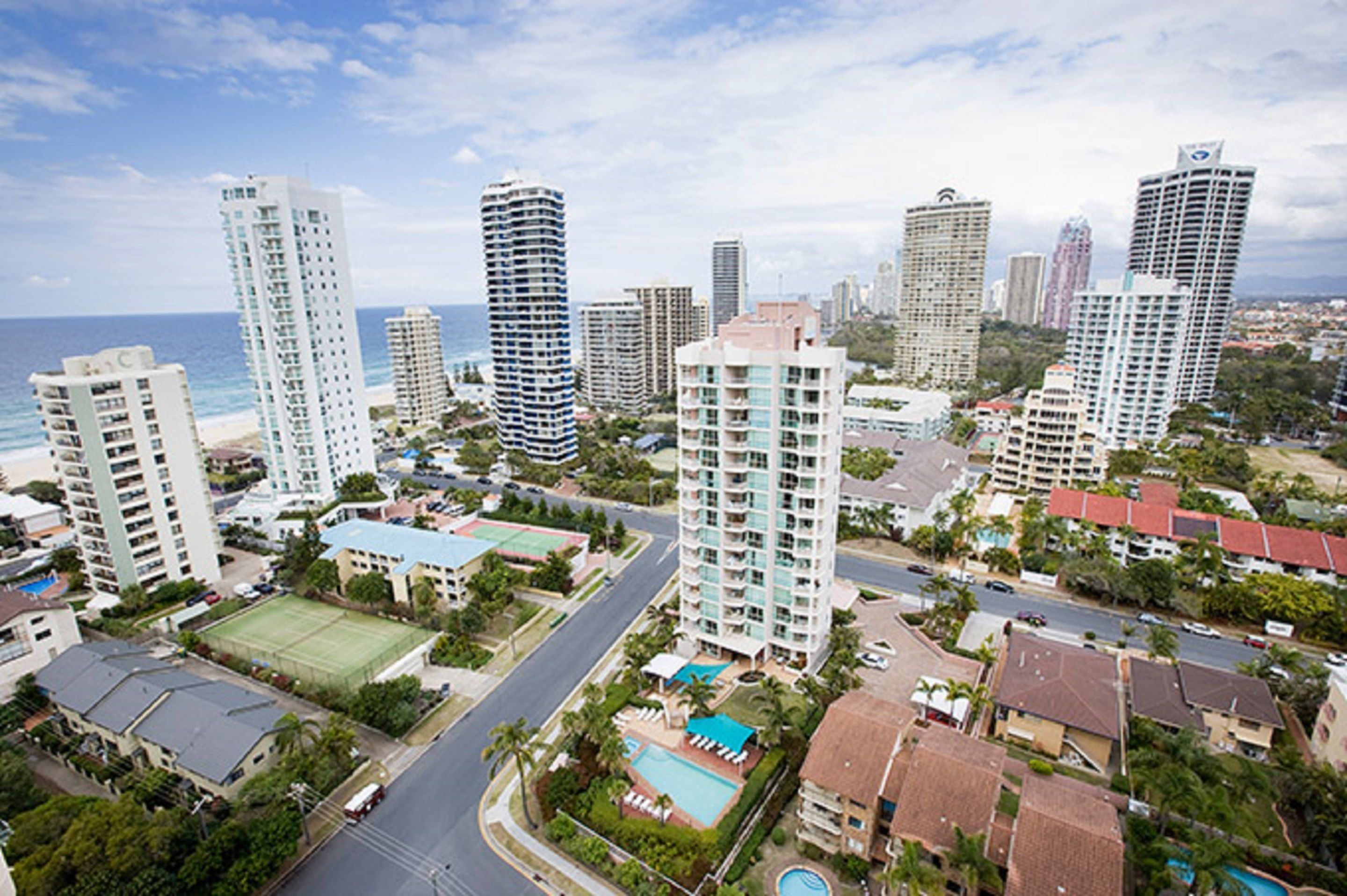 Maldives Resort — image 20