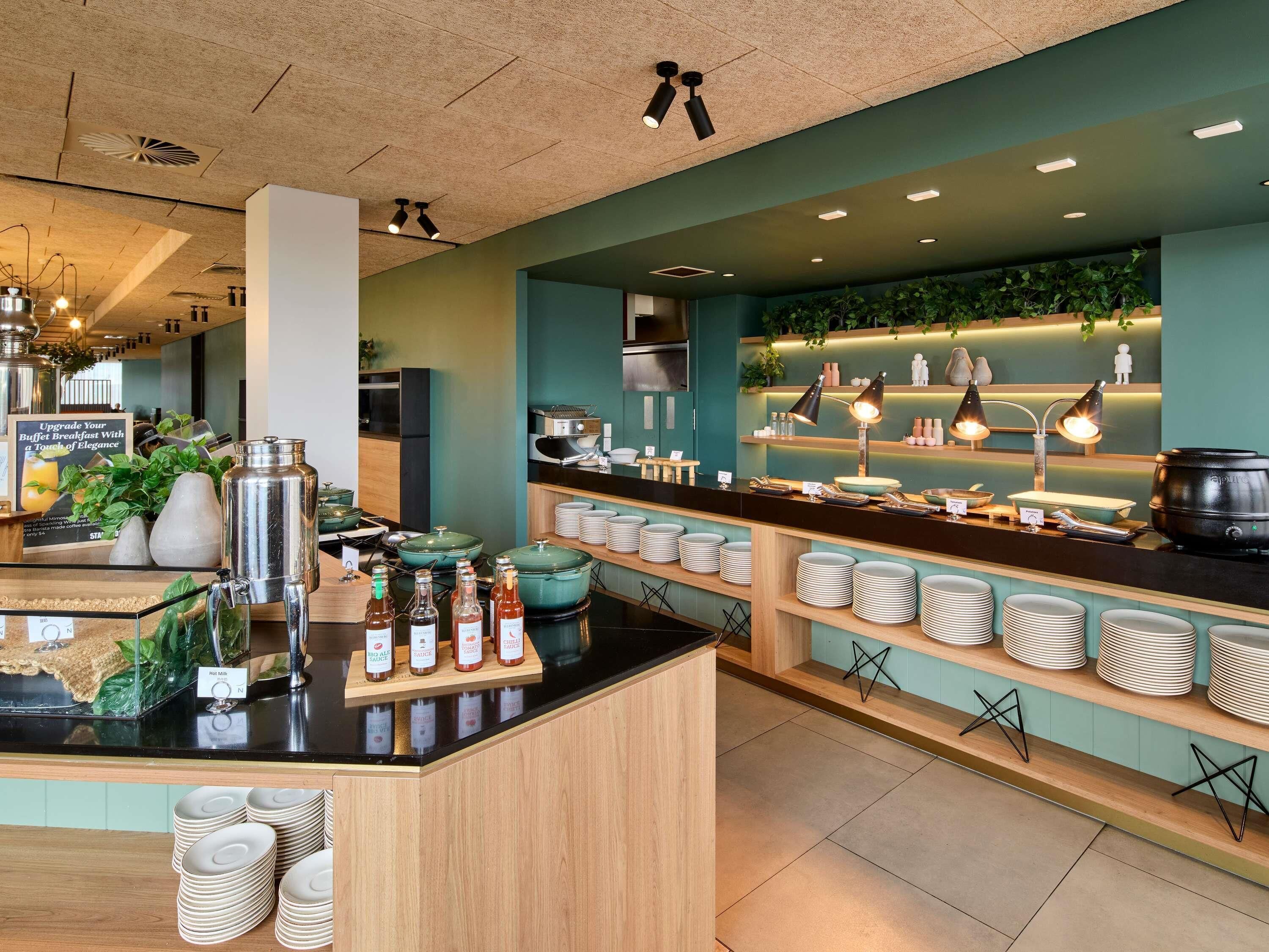 Photo - Novotel Melbourne Preston