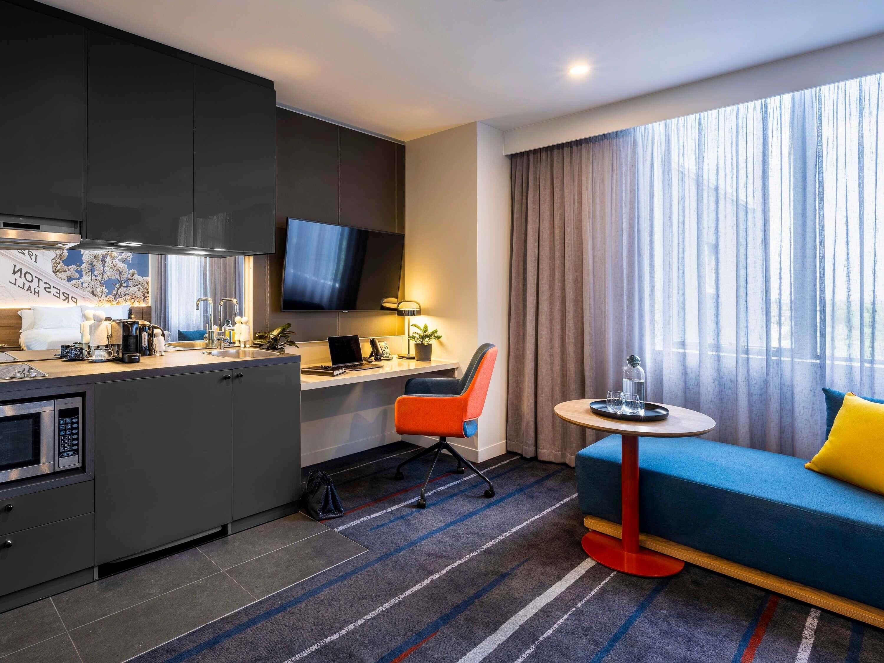 In-room safe, desk, laptop workspace, soundproofing