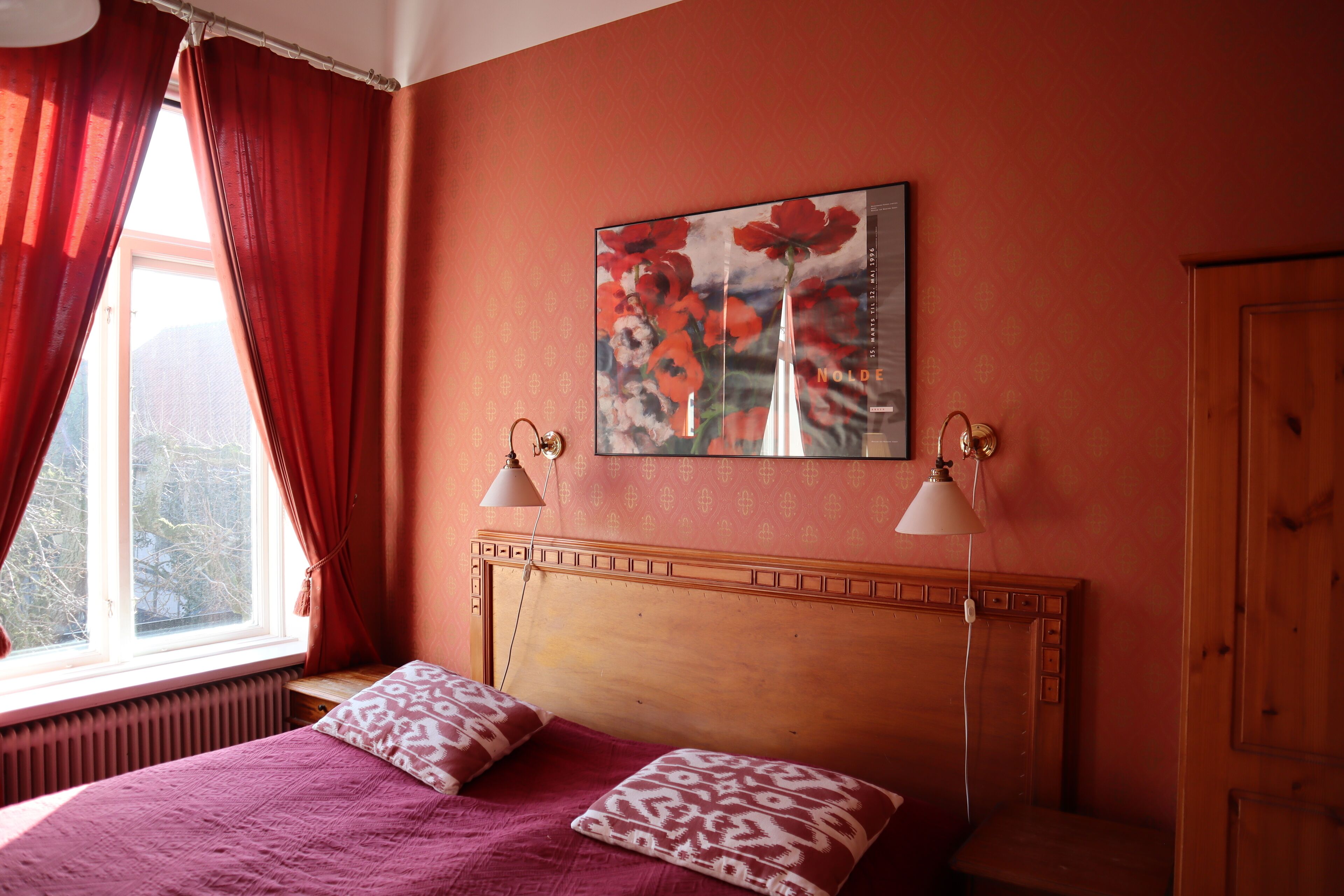 double or twin room | 1 bedroom, pillow-top beds, individually decorated