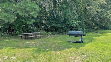 BBQ/picnic area