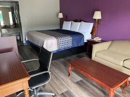 Iron/ironing board, free WiFi