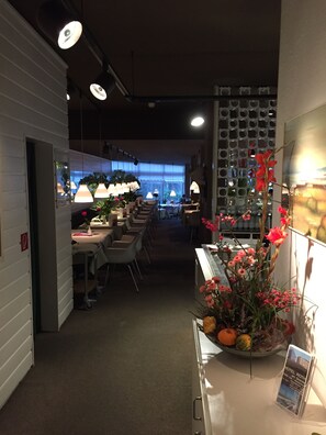 2 restaurants, breakfast, lunch, dinner served; Regional cuisine