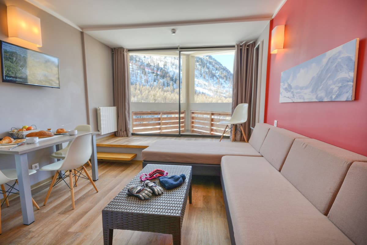 1 bedroom, in-room safe, free WiFi