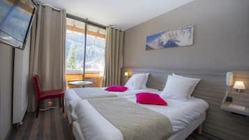 Kamar Twin Superior | Brankas, tirai kedap cahaya, Wi-Fi gratis, dan seprai linen