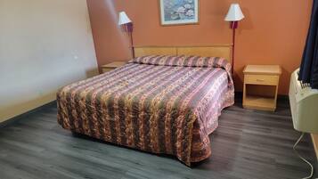 Escrivaninha, Wi-Fi de cortesia, roupa de cama